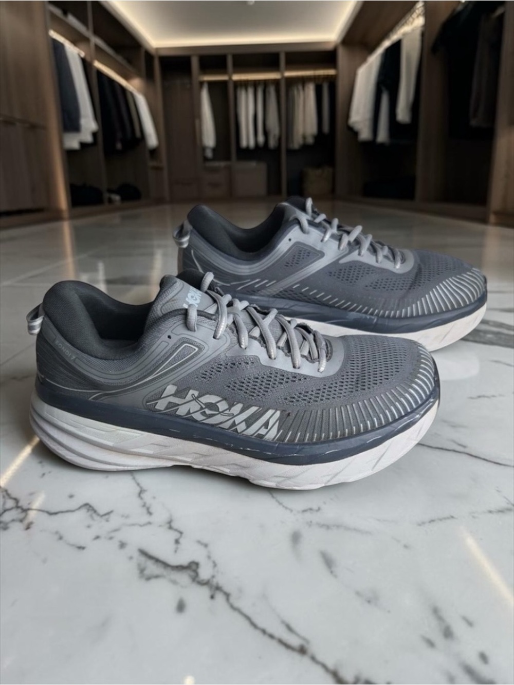Hoka One One Bondi 7 Men’s Gray Wide Athletic Sneakers Running Shoes Size 11